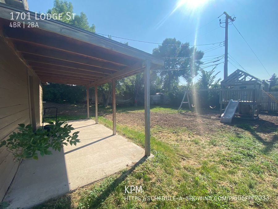 4 BED | 1.5 BATH | HOME | CARPORT | WEST property image