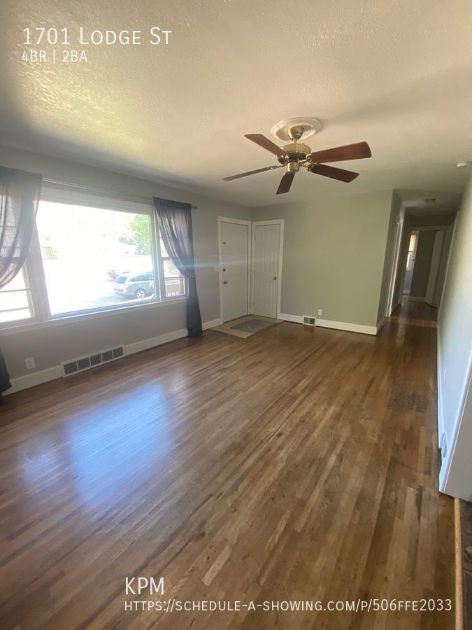4 BED | 1.5 BATH | HOME | CARPORT | WEST property image