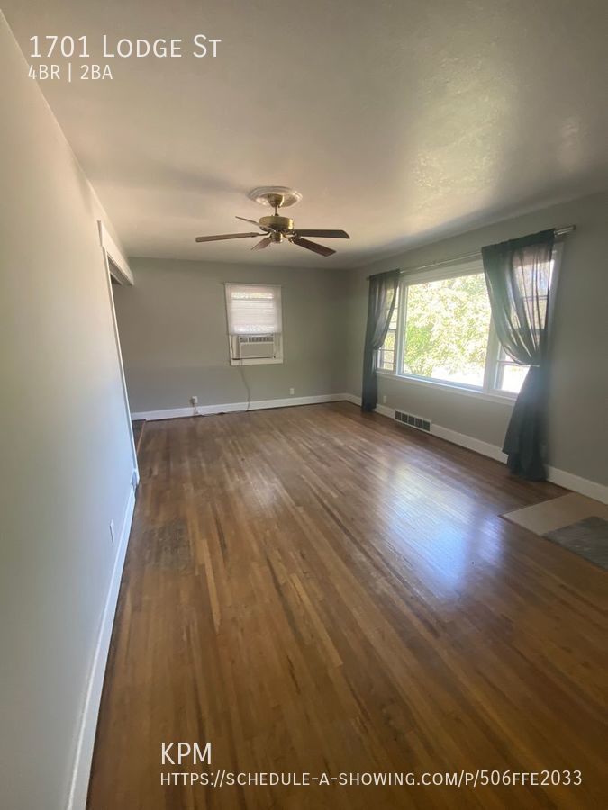 4 BED | 1.5 BATH | HOME | CARPORT | WEST property image