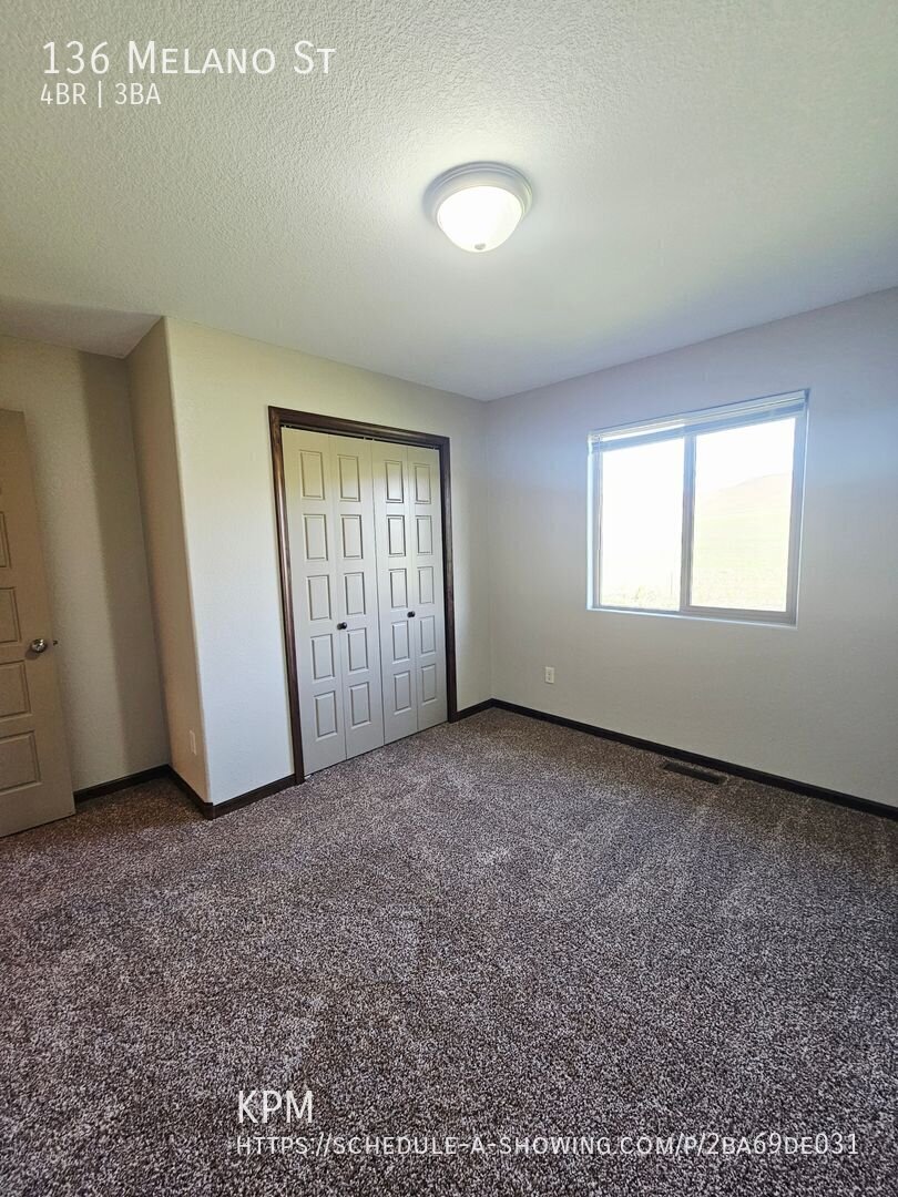 4 BED | 3 BATH | DOUBLE GARAGE | MALL RIDGE property image