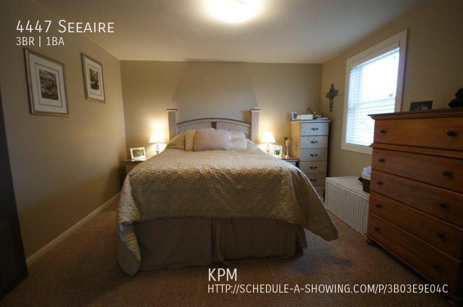 3 BED | 1 BATH | DOUBLE CAR GARAGE | WEST property image