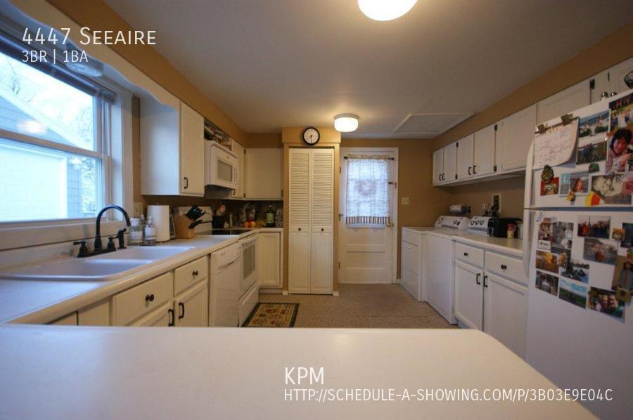 3 BED | 1 BATH | DOUBLE CAR GARAGE | WEST property image