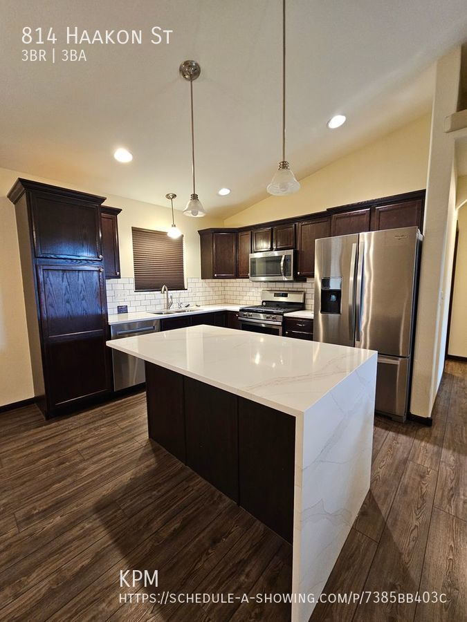 3 BED | 2.5 BATH | SPLIT-FOYER HOME | DOUBLE GARAGE | RAPID VALLEY property image