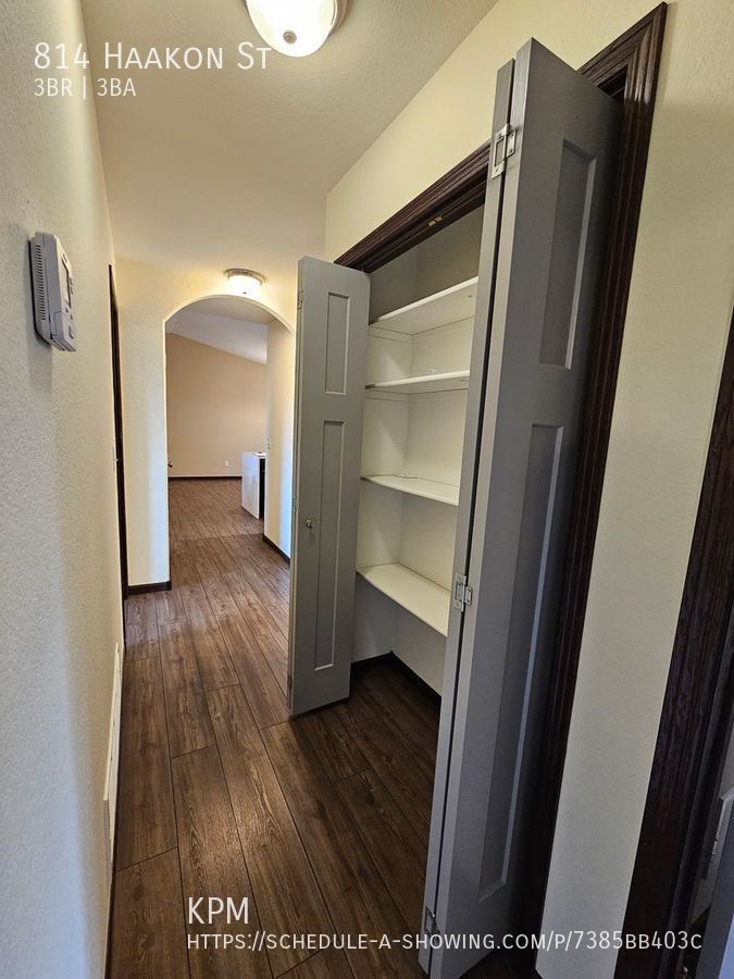 3 BED | 2.5 BATH | SPLIT-FOYER HOME | DOUBLE GARAGE | RAPID VALLEY property image