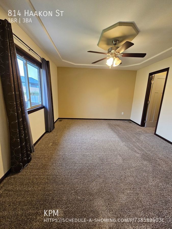 3 BED | 2.5 BATH | SPLIT-FOYER HOME | DOUBLE GARAGE | RAPID VALLEY property image