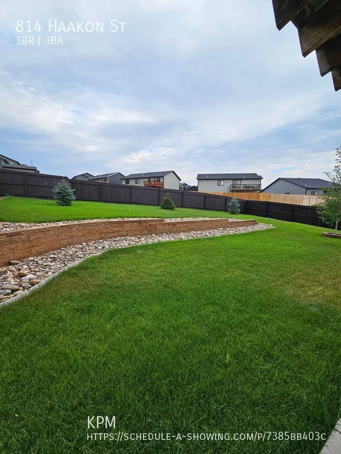 3 BED | 2.5 BATH | SPLIT-FOYER HOME | DOUBLE GARAGE | RAPID VALLEY property image