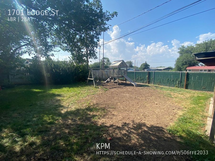 4 BED | 1.5 BATH | HOME | CARPORT | WEST property image