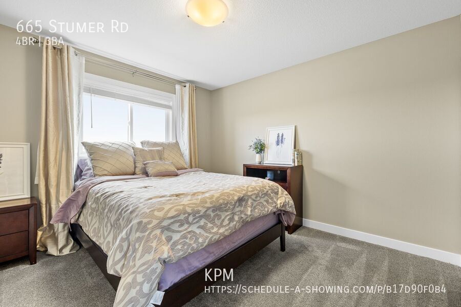4 BED | 3 BATH | TRIPLE CAR GARAGE | SOUTH | PET NEGOTIABLE property image
