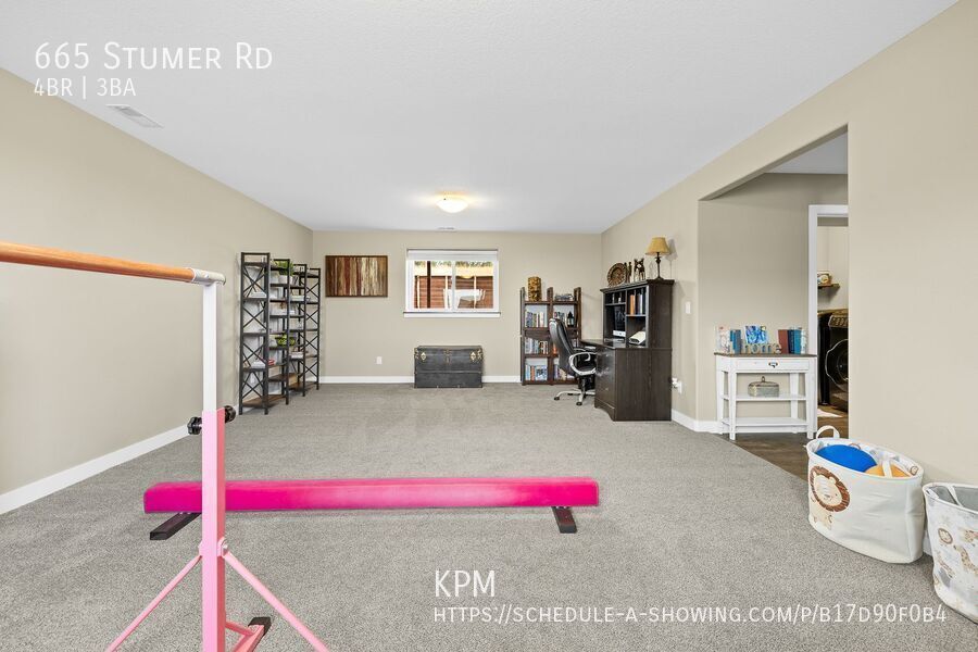 4 BED | 3 BATH | TRIPLE CAR GARAGE | SOUTH | PET NEGOTIABLE property image