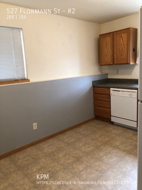 2 BEDROOM | 1 BATH | WASHER & DRYER| SOUTH property image