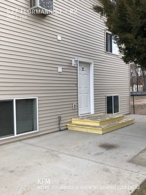 2 BEDROOM | 1 BATH | WASHER & DRYER| SOUTH property image