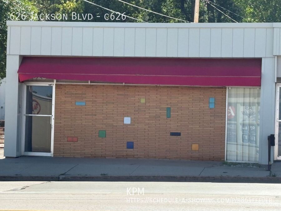 WESTSIDE COMMERCIAL SPACE property image