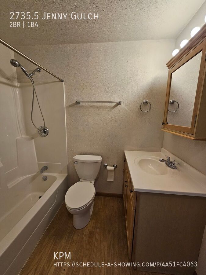2 BED | 1 BATH | LOWER DUPLEX APARTMENT | WEST property image