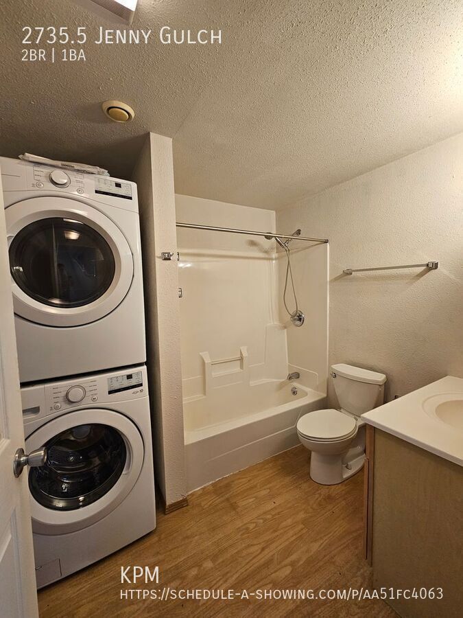 2 BED | 1 BATH | LOWER DUPLEX APARTMENT | WEST property image