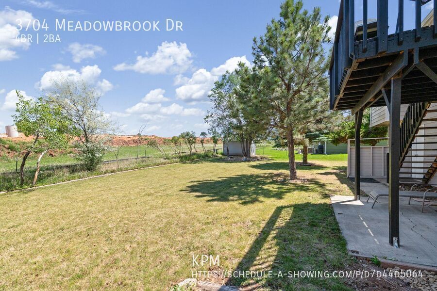 4 BED | 2 BATH | DOUBLE GARAGE | WEST property image
