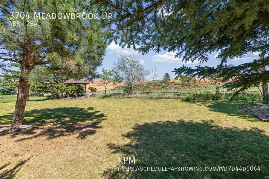 4 BED | 2 BATH | DOUBLE GARAGE | WEST property image