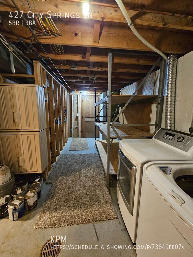 5 BED | 3 BATH | WEST SIDE HOME | DOUBLE GARAGE property image