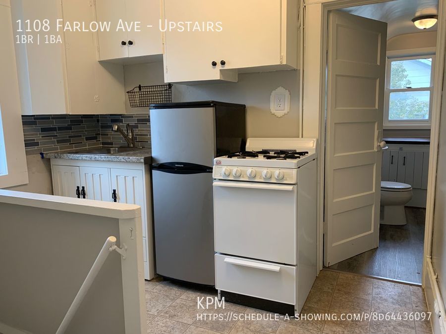 1 BED | 1 BATH | + OFFICE | UPPER-LEVEL APARTMENT | NORTH property image