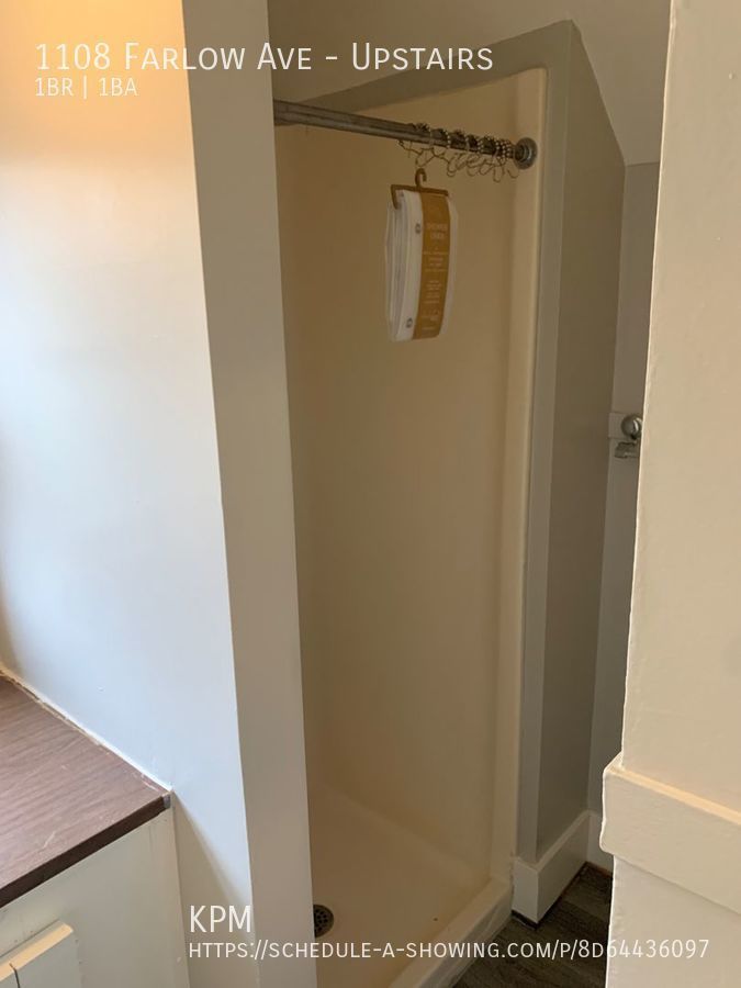 1 BED | 1 BATH | + OFFICE | UPPER-LEVEL APARTMENT | NORTH property image