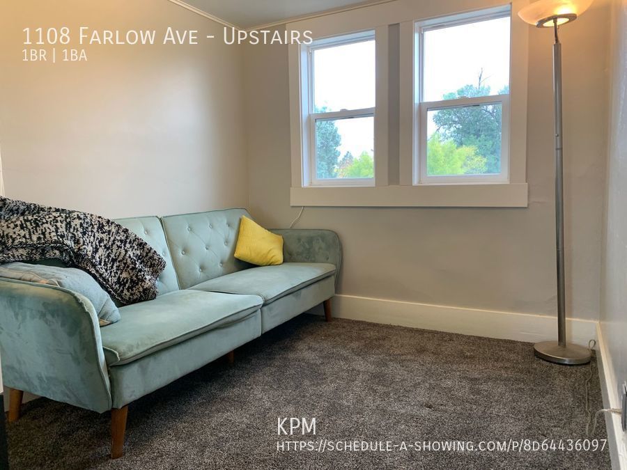 1 BED | 1 BATH | + OFFICE | UPPER-LEVEL APARTMENT | NORTH property image
