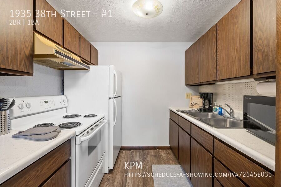 2 BEDROOM | 1 BATH | MAIN LEVEL APARTMENT | HIGH-SPEED INTERNET INCLUDED property image