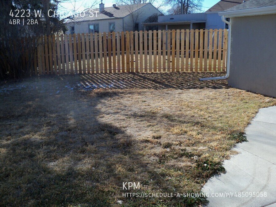 4 BED | 2 BATH | SINGLE CAR GARAGE | WEST property image