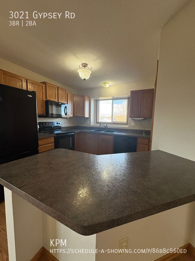 3 BED | 2 BATH | SPLIT-FOYER HOME | RAPID VALLEY property image
