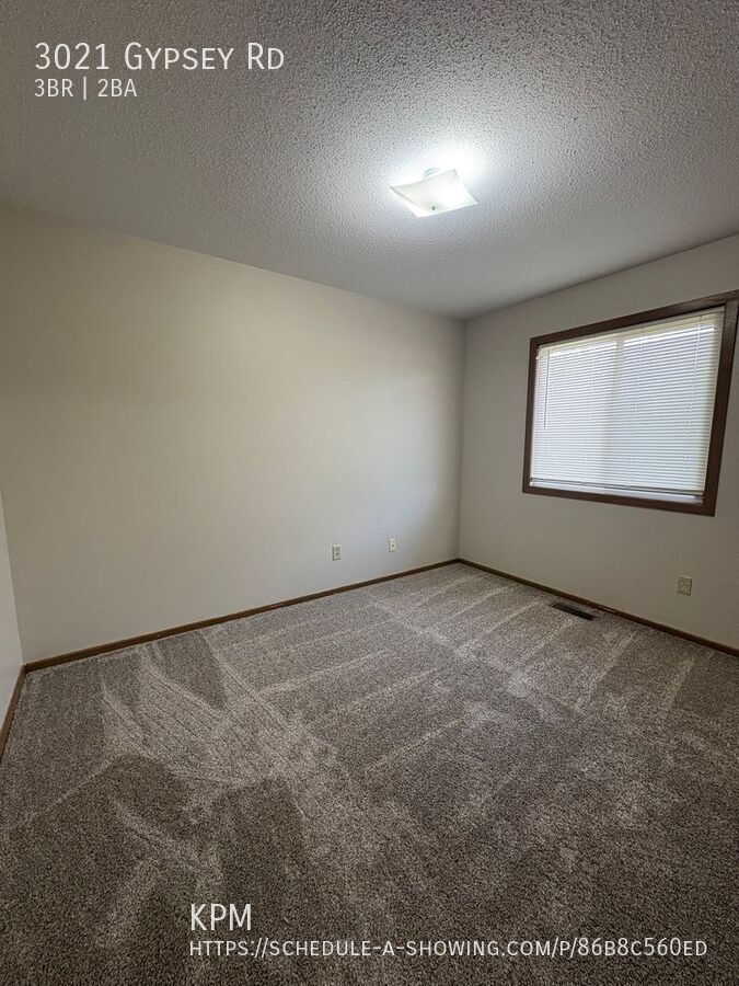 3 BED | 2 BATH | SPLIT-FOYER HOME | RAPID VALLEY property image