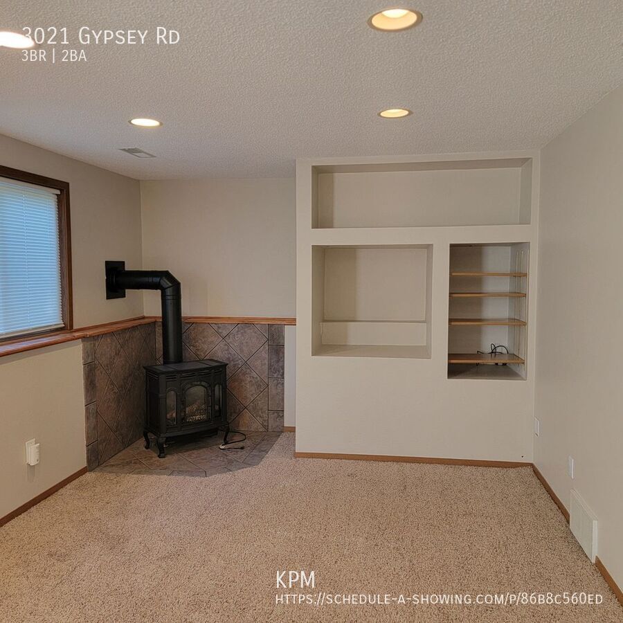 3 BED | 2 BATH | SPLIT-FOYER HOME | RAPID VALLEY property image