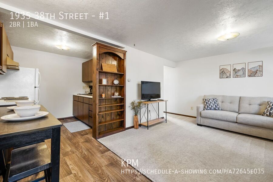2 BEDROOM | 1 BATH | MAIN LEVEL APARTMENT | FURNISHED | UTILITIES INCLUDED property image
