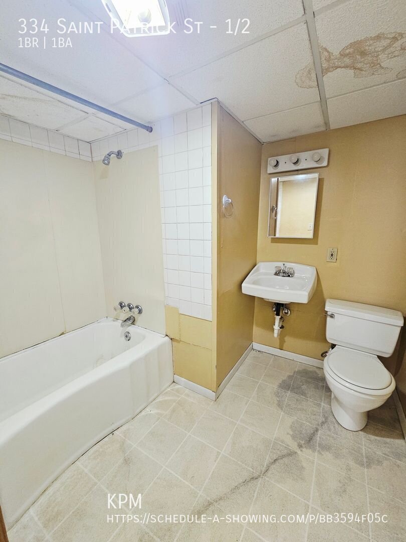 1 BED | 1 BATH | DUPLEX | SOUTH property image