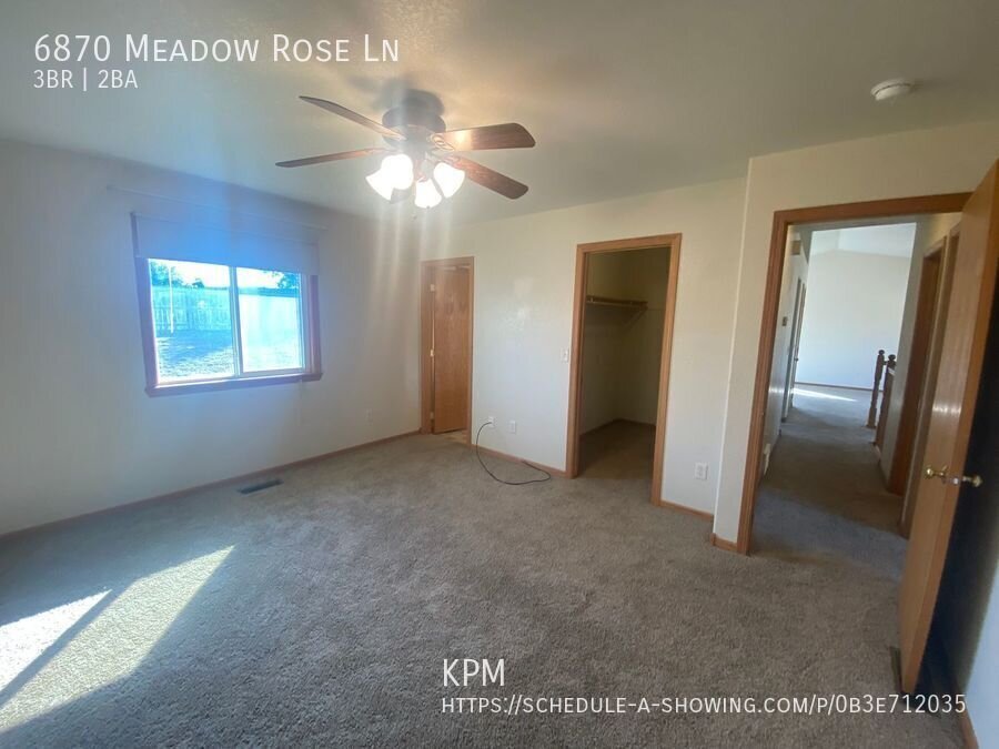 3 BED | 2 BATH | SPLIT FOYER | BLACK HAWK property image
