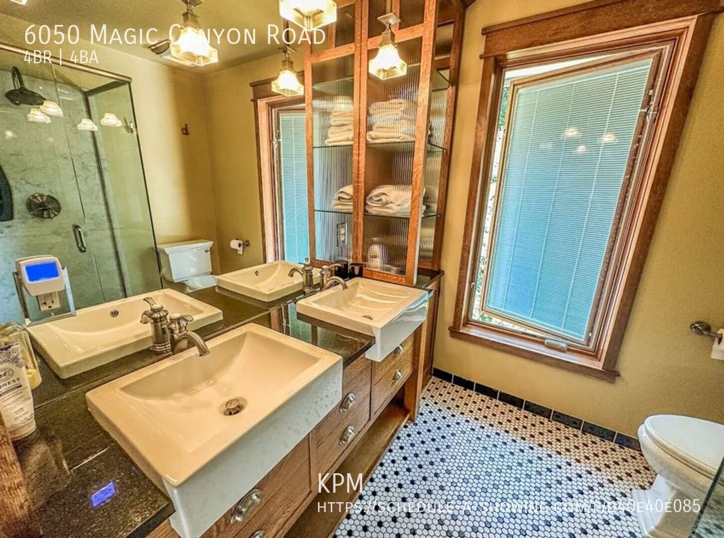 4 BED | 3.5 BATH | EXEVUTIVE HOME | UTILITIES INCLUDED property image