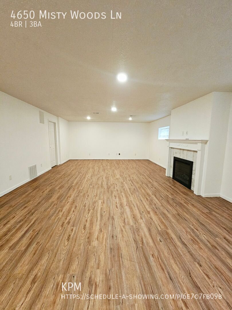 4 BED | 3 BATH | DOUBLE GARAGE | PET NEGOTIABLE | AUBURN HILLS property image