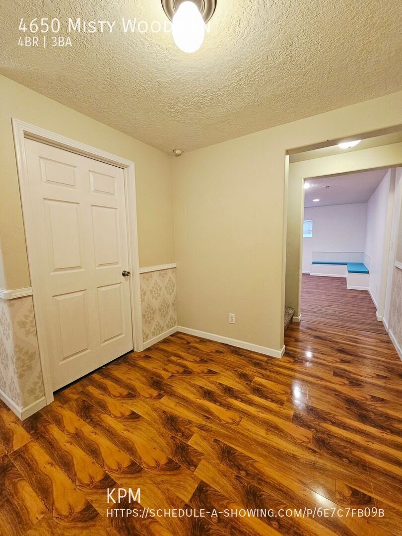 4 BED | 3 BATH | DOUBLE GARAGE | PET NEGOTIABLE | AUBURN HILLS property image