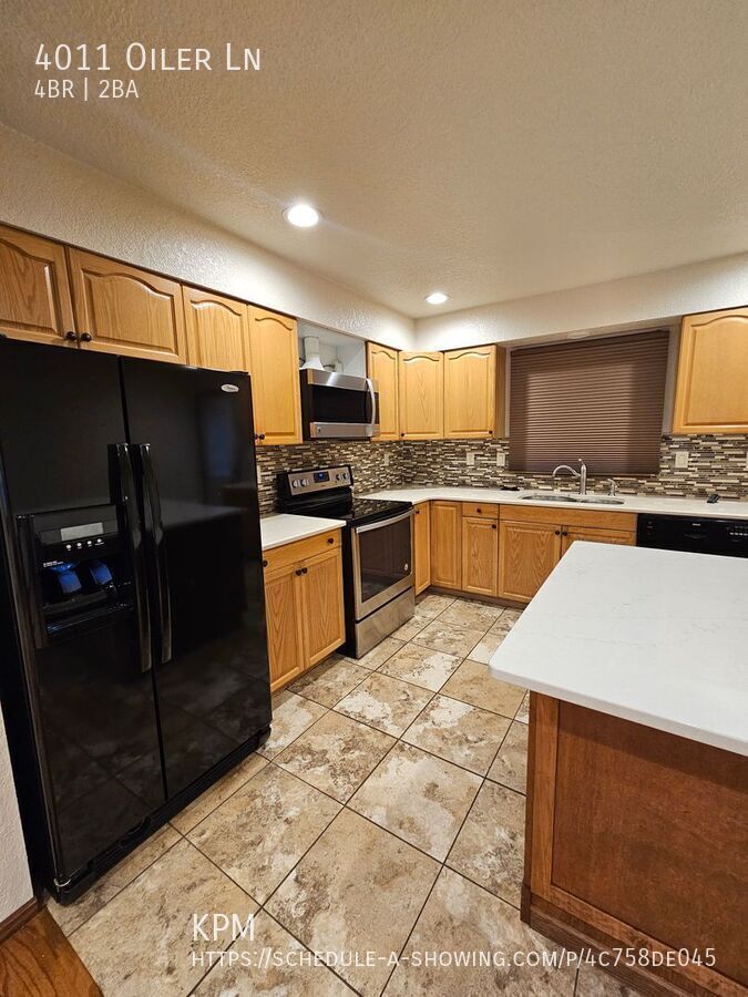 4 BED | 2 BATH | DOUBLE GARAGE | PET NEGOTIABLE property image